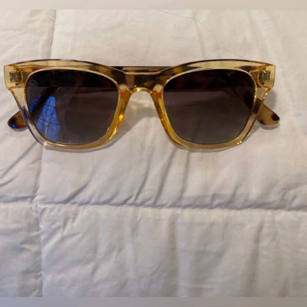 Knockaround Polarized On The Rocks Sunglasses - Picture 1 of 4